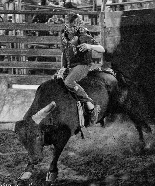 PL_Bull rider rocks flying B&W 3511_