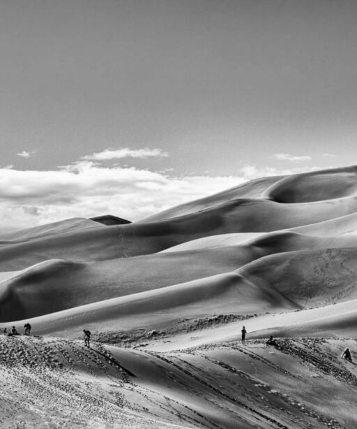 PL_Sand surfing_ Ai CO +3 peop 1430cf fol polr proc detE B&W hd24